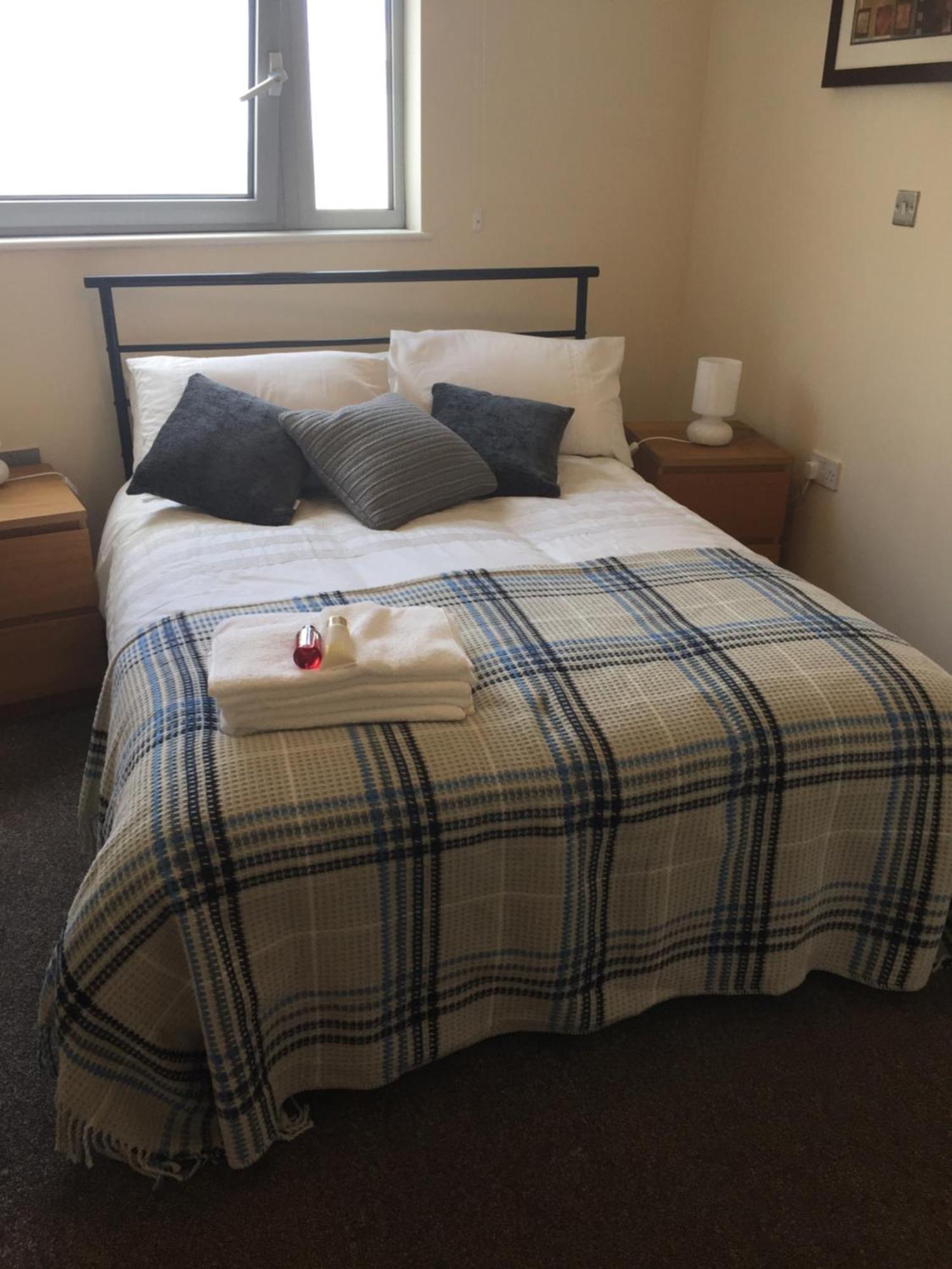 Sky Night Serviced Apartments Cardiff Bagian luar foto