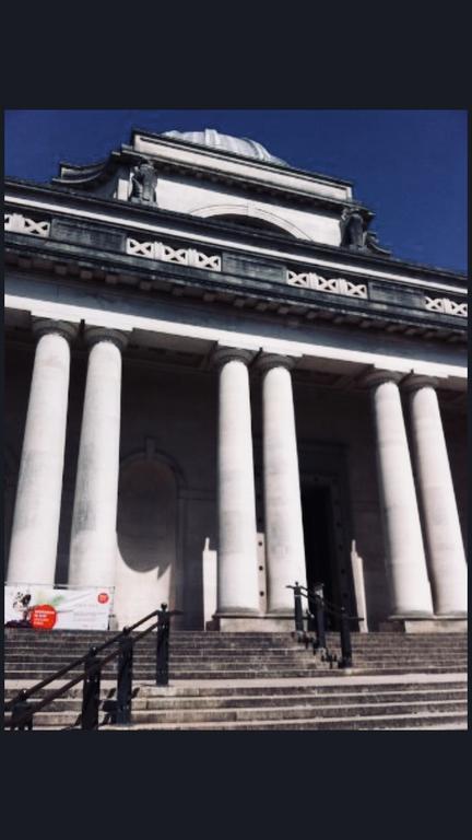 Sky Night Serviced Apartments Cardiff Bagian luar foto