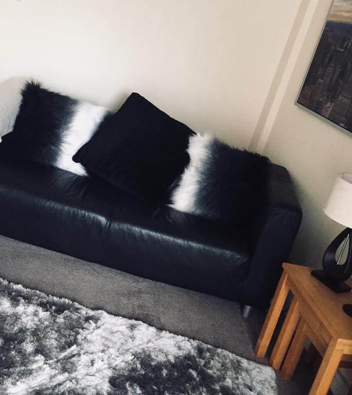 Sky Night Serviced Apartments Cardiff Bagian luar foto